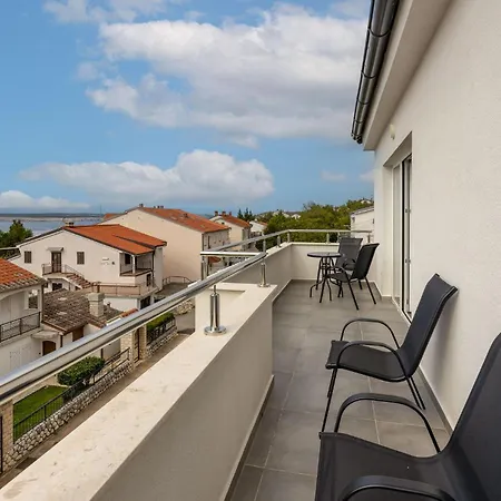 1 Bedroom Awesome In