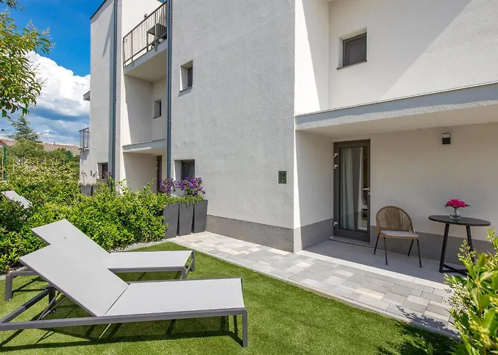 Gorgeous Apartment In Omisalj شقة Omišalj