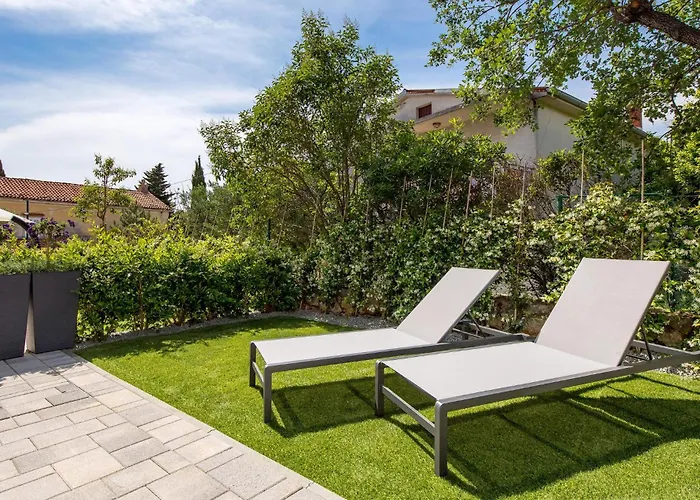 Gorgeous Apartment In Omisalj * Omišalj